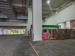 Joo Koon Road (D22), Warehouse #515494261